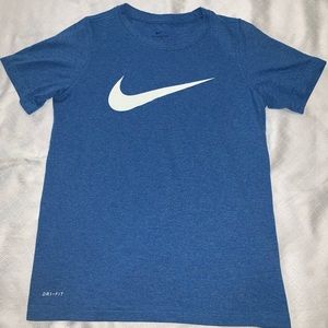 Boys Nike Dri Fit tee shirt size small